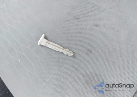 2018 Toyota Tacoma Sr5/Trd Sport/Trd Off Road из США, поврежденный, VIN 3TMDZ5BN7JM052818